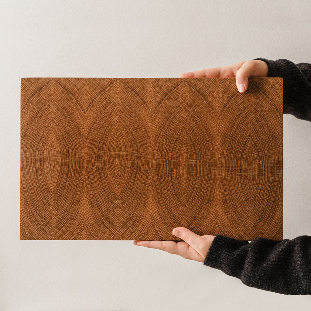 Großes Hirnholz Schneidebrett aus massivem Eichenholz mit Leinöl-Finish, Handgefertigt, 45 x 28 x 4 cm