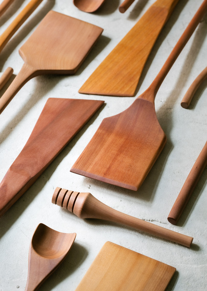 Küchenutensilien aus Holz