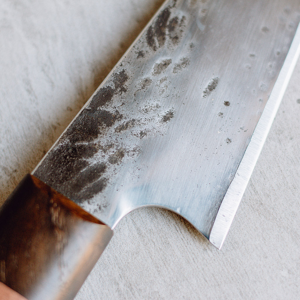 Großes Bunka Küchenmesser "Fiora" mit Klinge aus recyceltem Sägeblatt, hochwertiger Werkzeugstahl, Messergriff aus Mooreiche & Elsbeere