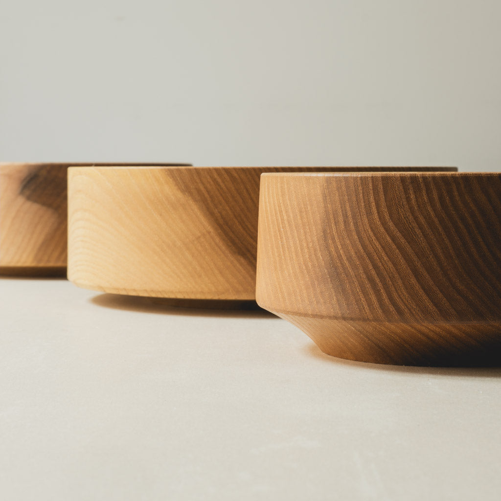 3-teiliges Schalenset aus Ulme / Rüster Holz mit natürlichem Bienenwachs Finish, ⌀ 12/14/20 cm