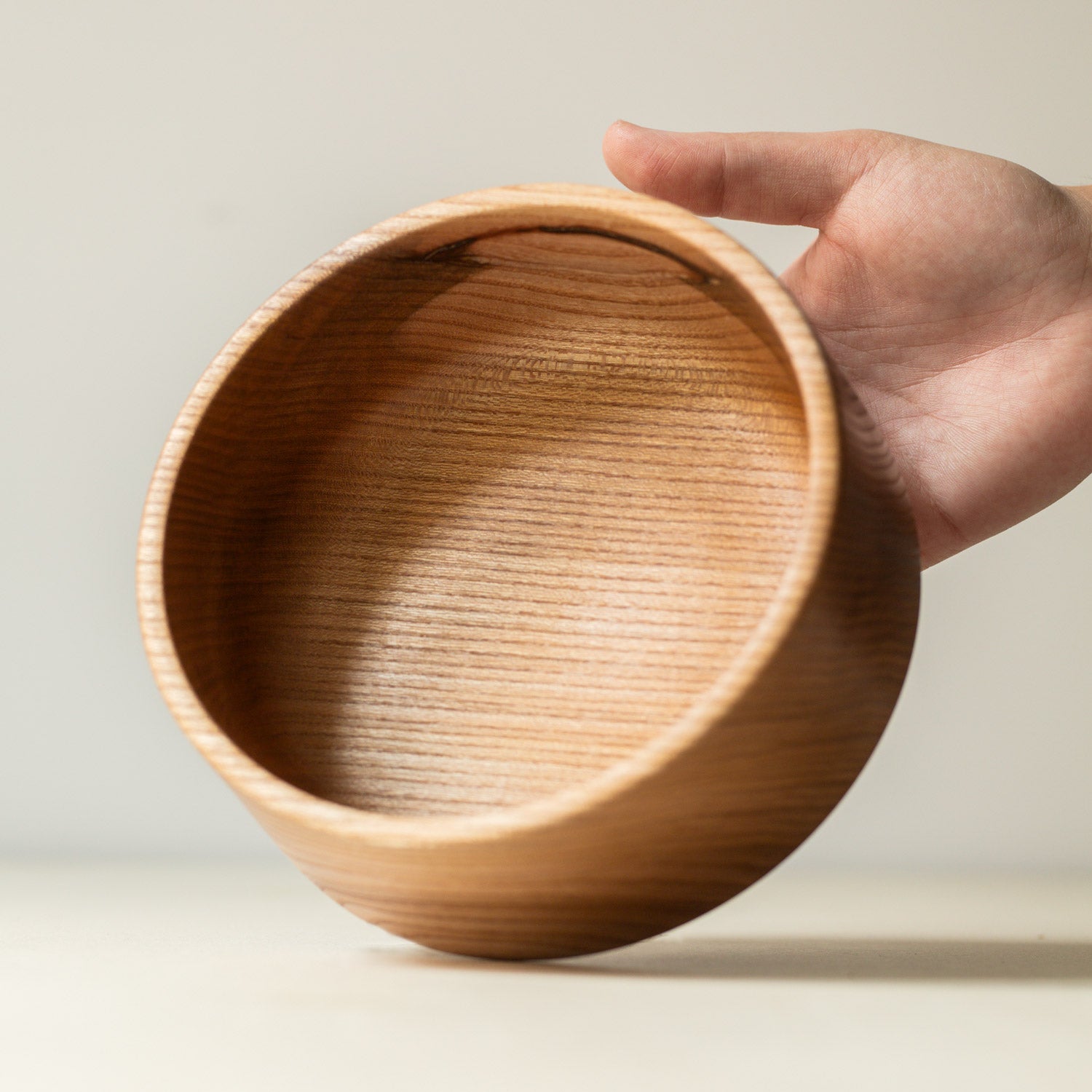 Holz Schale aus Ulmenholz / Rüster, handgedrechselt mit natürlichem Bienenwachs Finish ⌀ 14,5 cm