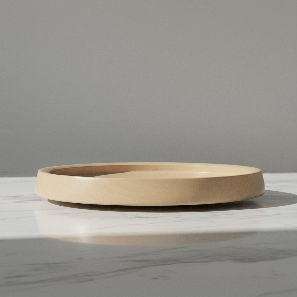 Holzschale aus Ahorn handgedrechselt, mit natürlichem Bienenwachs Finish ⌀ 31 x 4 cm, handarbeit aus Leipzig Tischlerei Eutritzsch Flache Ansicht