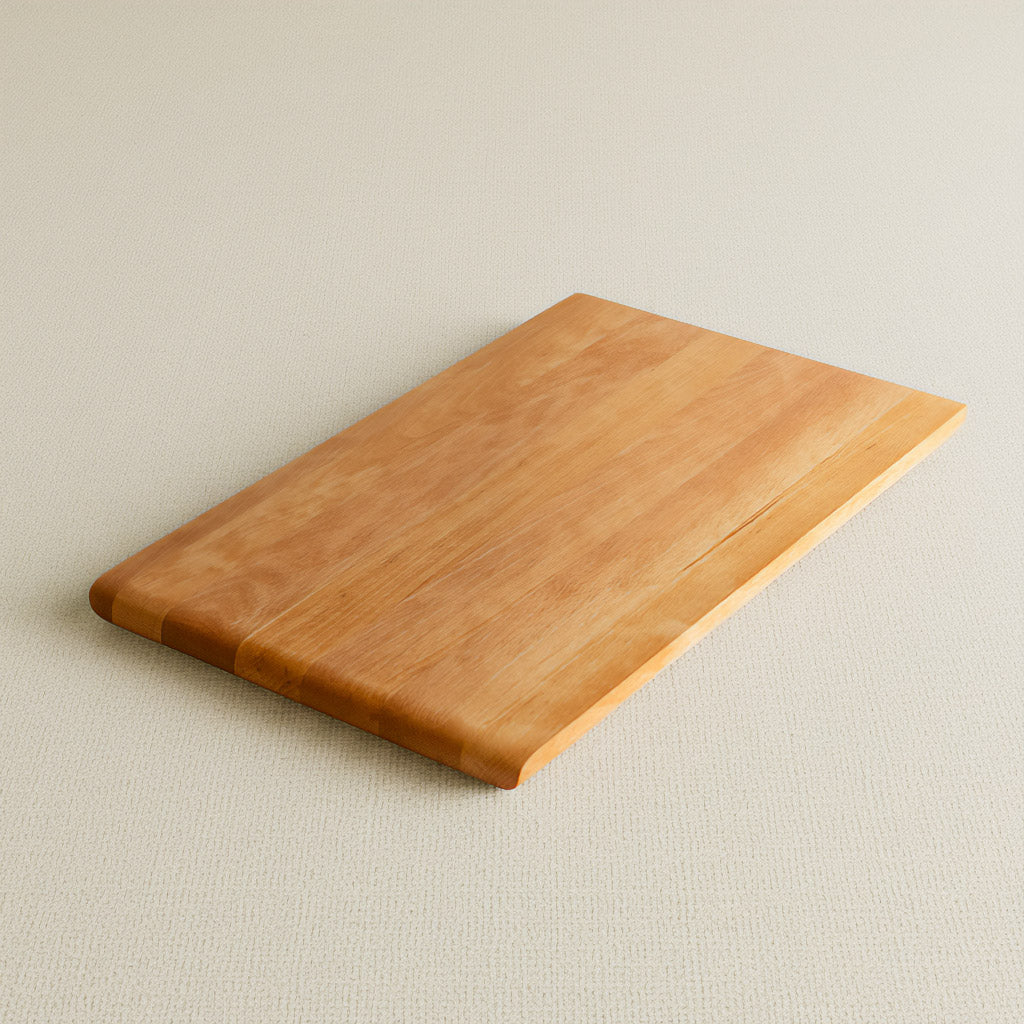 Großes Schneidebrett Holz Erle Tabula auf hellen Hintergrund 05