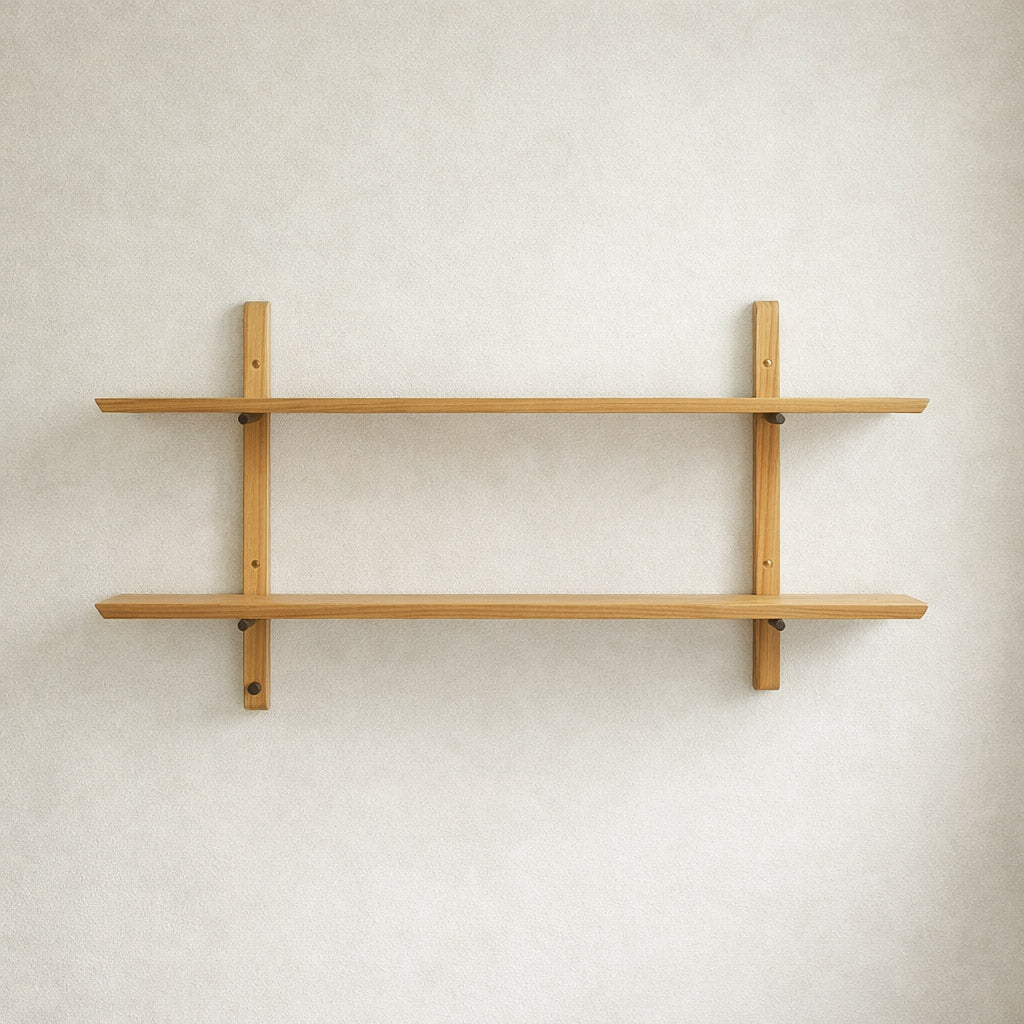 Frontale Aufnahme des Regal Ramona, gefertigt aus Kischholz und Elsbeere.